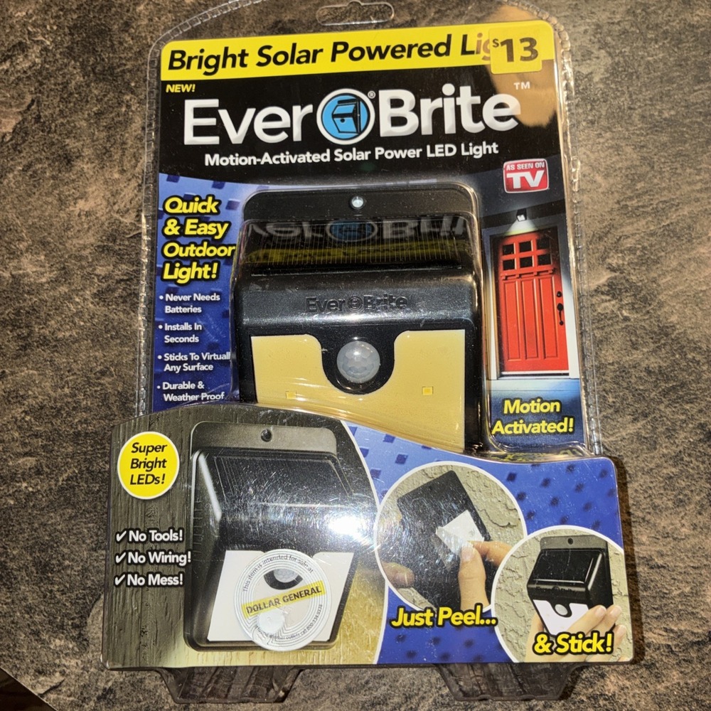 Ever Brite Motion-Activated Solar Power LED Outdoor Light NEW As Seen On T.V.!!
